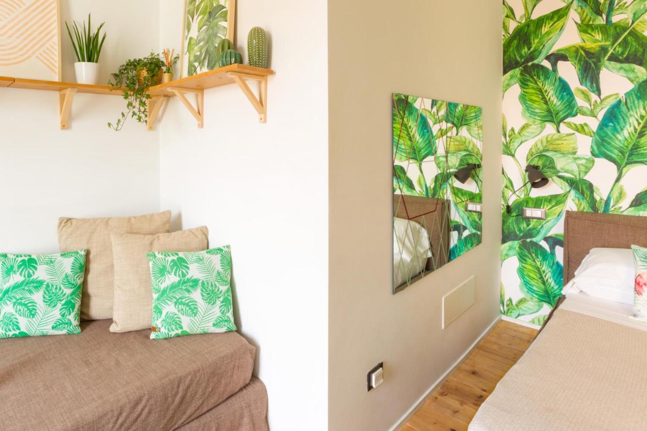 Duomo Views, Light, Jungle-Inspired Studio With Terrace Milano Eksteriør bilde