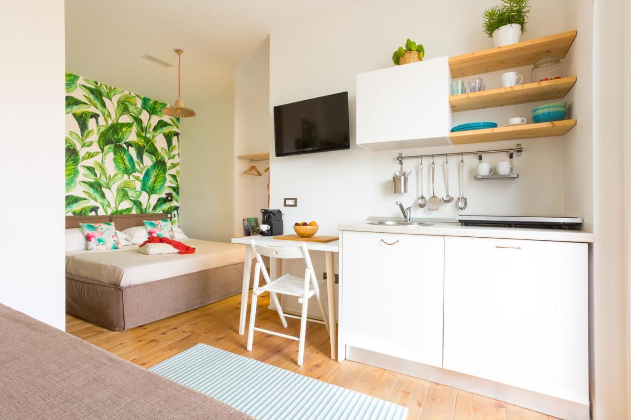 Duomo Views, Light, Jungle-Inspired Studio With Terrace Milano Eksteriør bilde