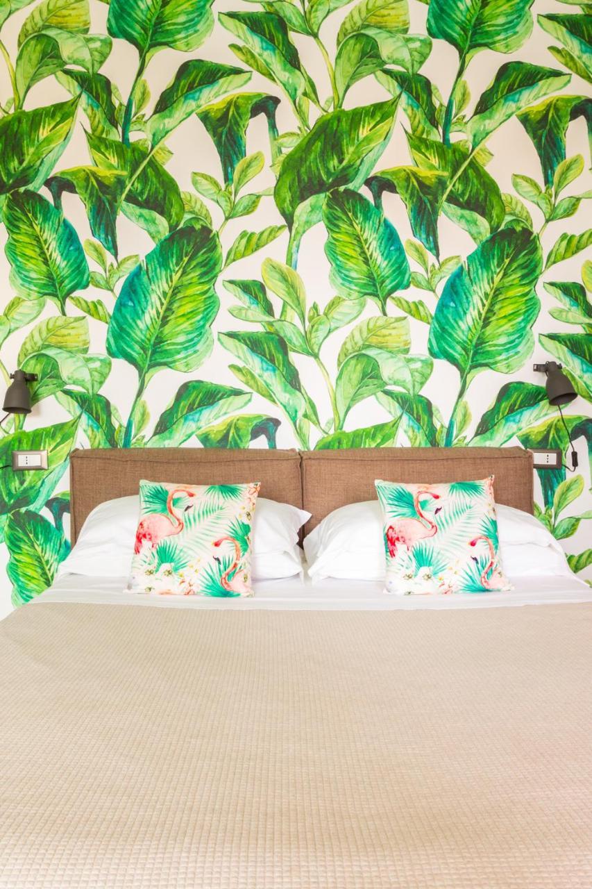 Duomo Views, Light, Jungle-Inspired Studio With Terrace Milano Eksteriør bilde